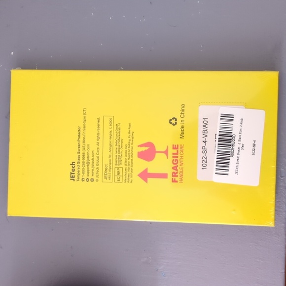 Screen protectors for iPhone 11 Pro - Picture 2 of 2